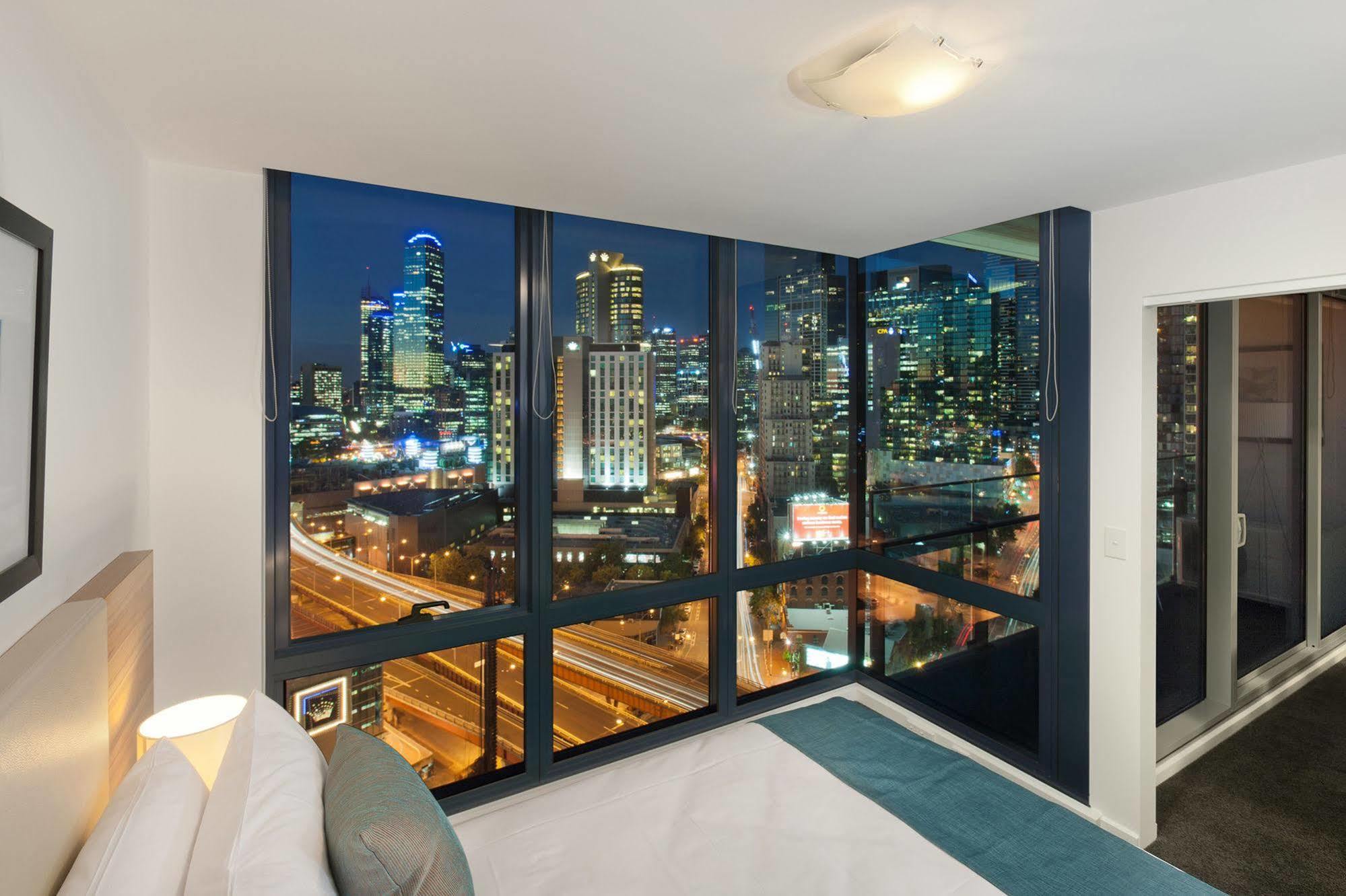 City Tempo Melbourne Eksteriør billede